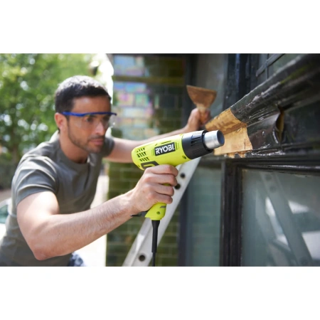 фото технический технический фен ryobi ehg2000